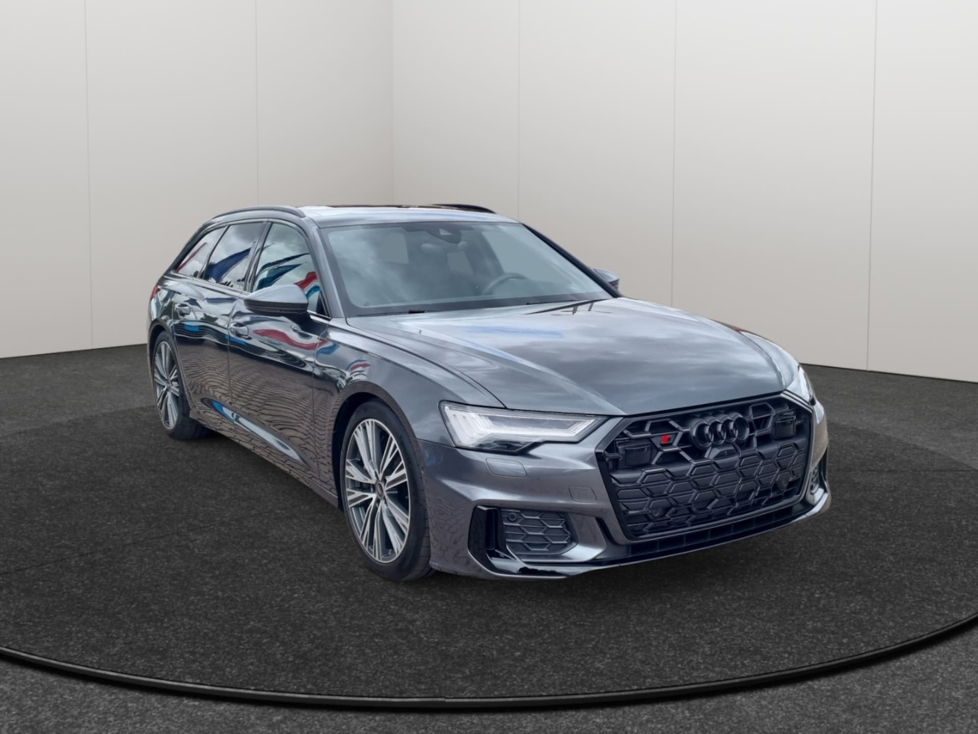 Audi S6 Avant
