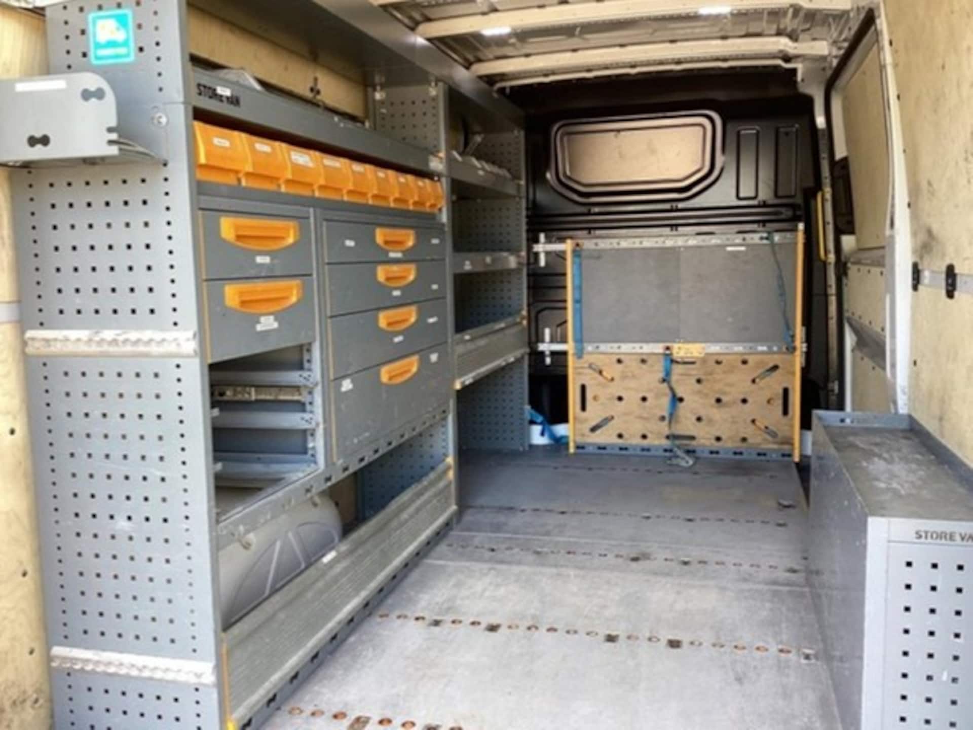 Volkswagen Crafter Kasten mittlerer Radstand