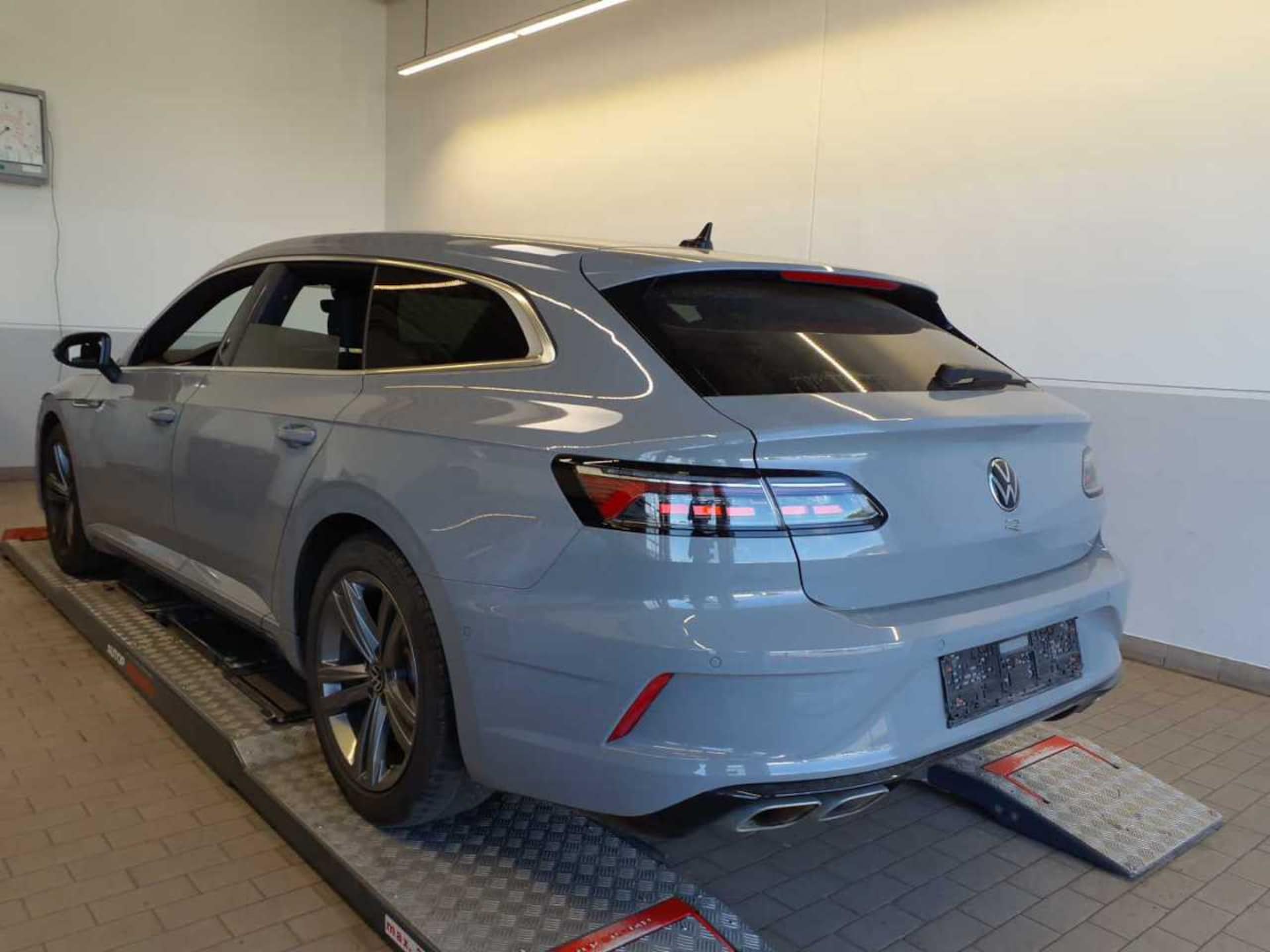 Volkswagen Arteon Shooting Brake R