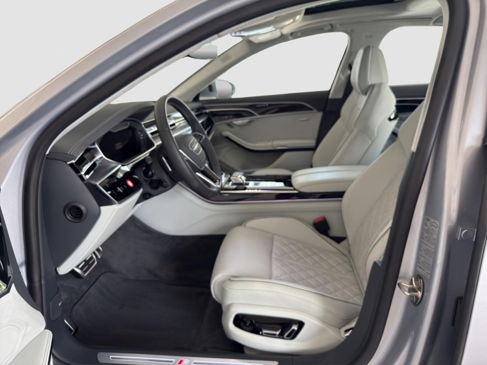 Audi A8 – Bild 6