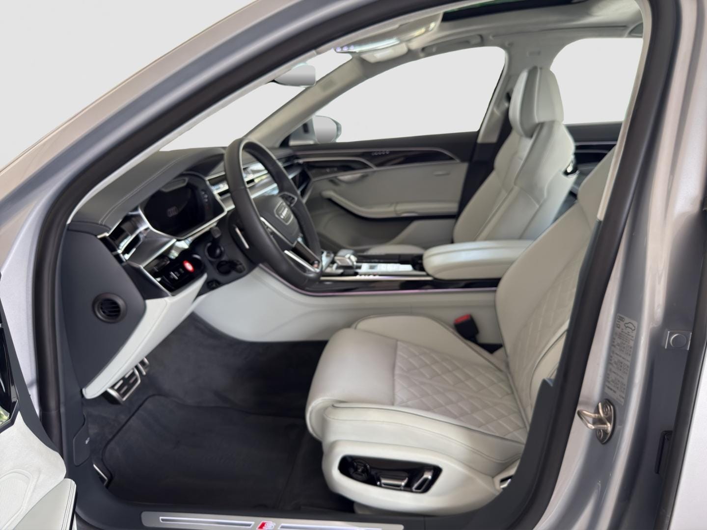 Bild über Audi A8 60 TFSI quattro tiptronic - für weitere Informationen kontaktieren Sie den Audi Partner
