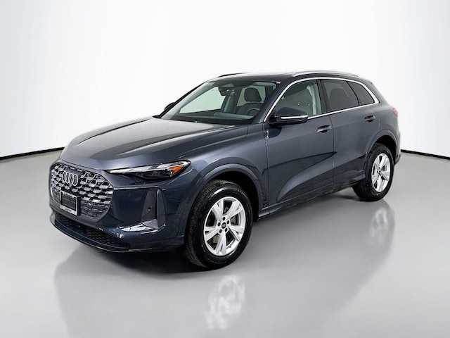 Photo of 2025 Audi Q5