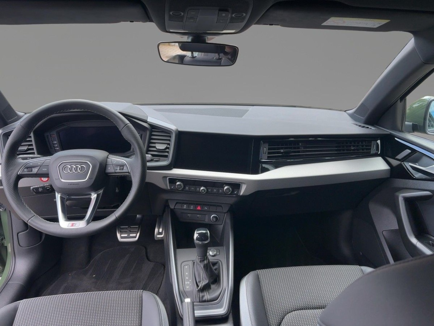 Bild über Audi A1 Sportback S line 25 TFSI S tronic - für weitere Informationen kontaktieren Sie den Audi Partner