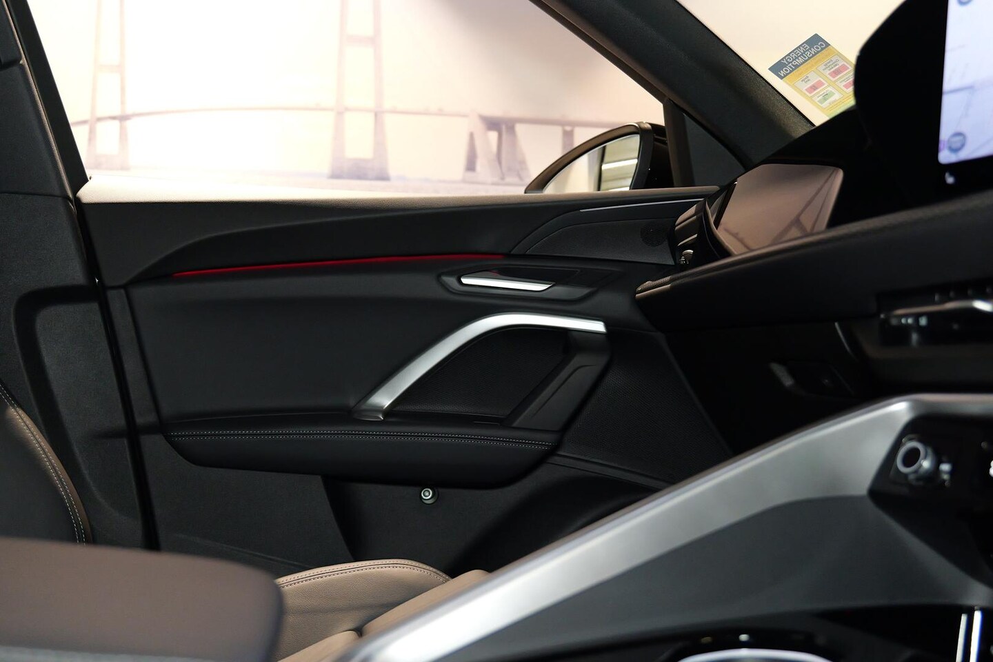 Image about Audi Q5 SUV e-hybrid quattro S tronic