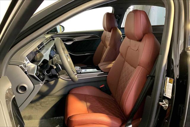 2025 Audi S8 Base - Photo 9