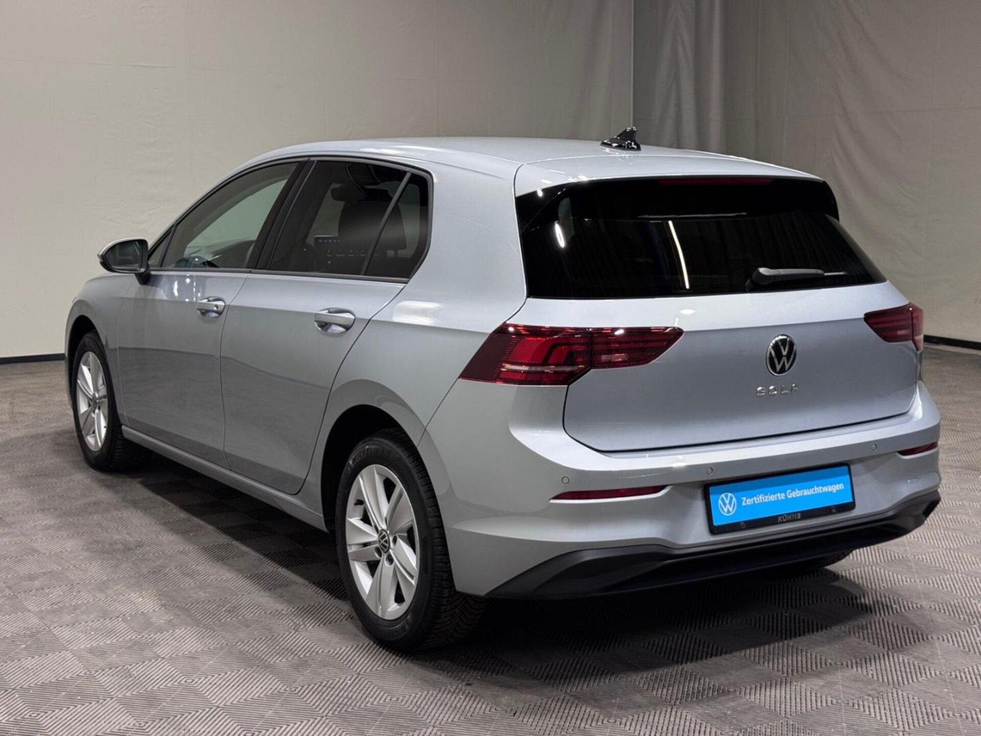 Volkswagen Golf Life