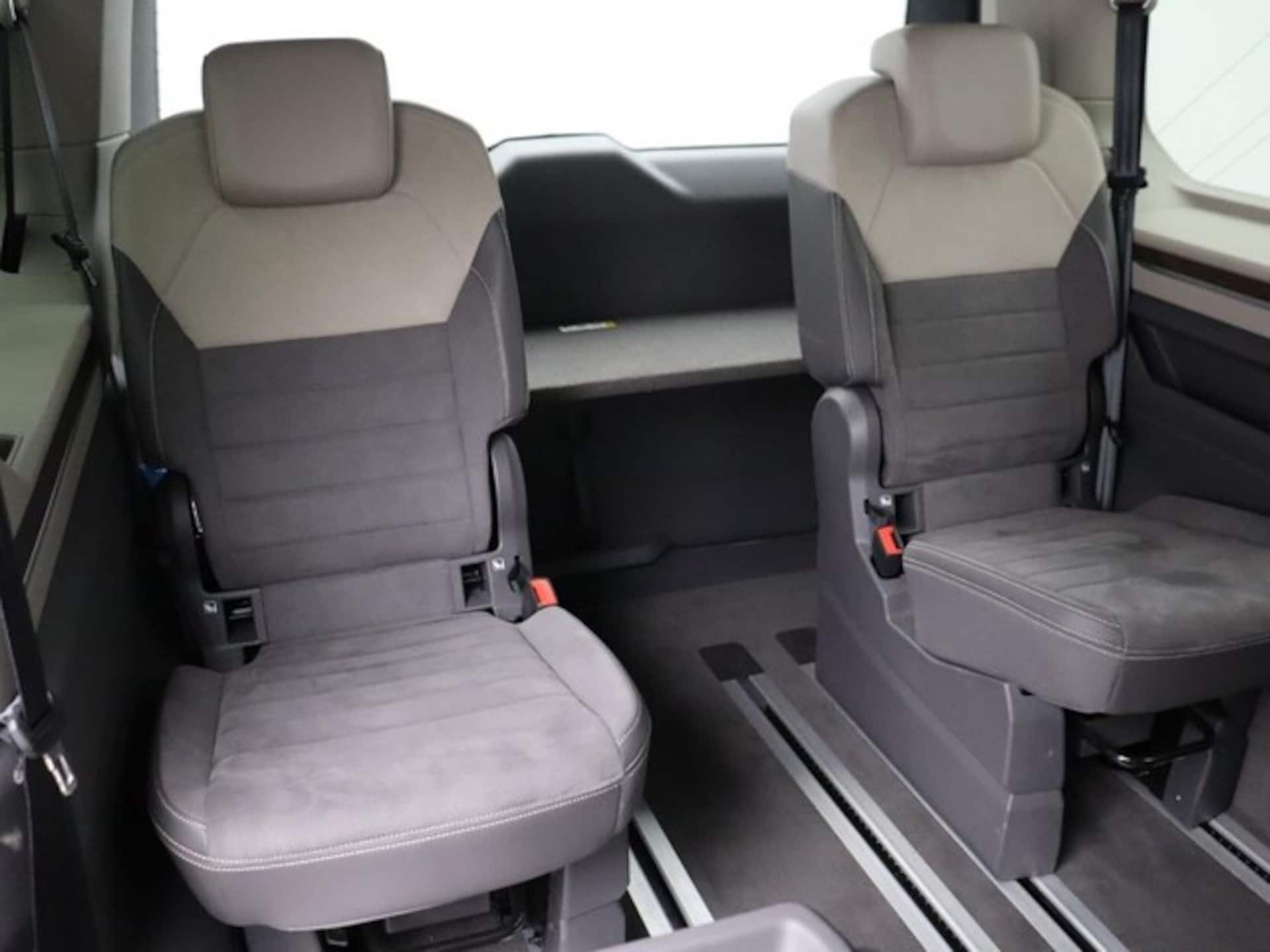 Volkswagen Multivan Style