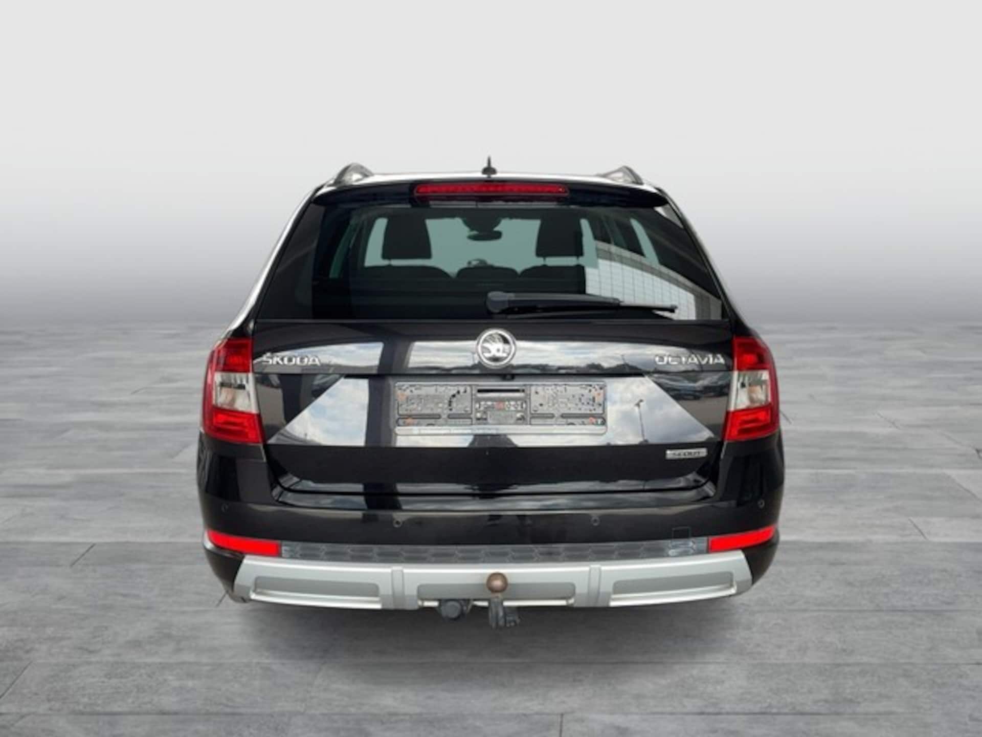 Skoda Octavia Combi SCOUT