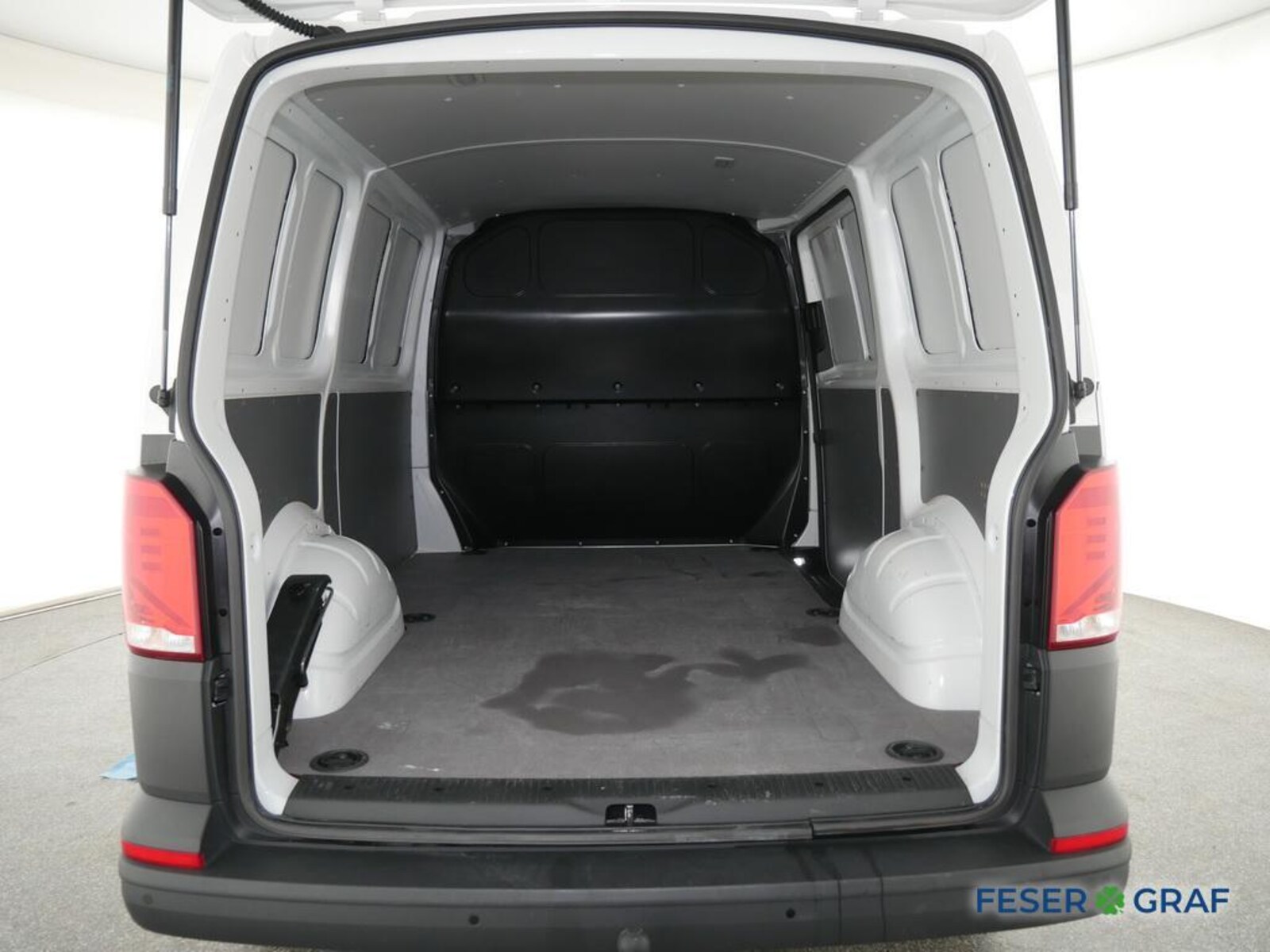 Volkswagen T6.1 Transporter Kasten kurzer Radstand – Bild 11
