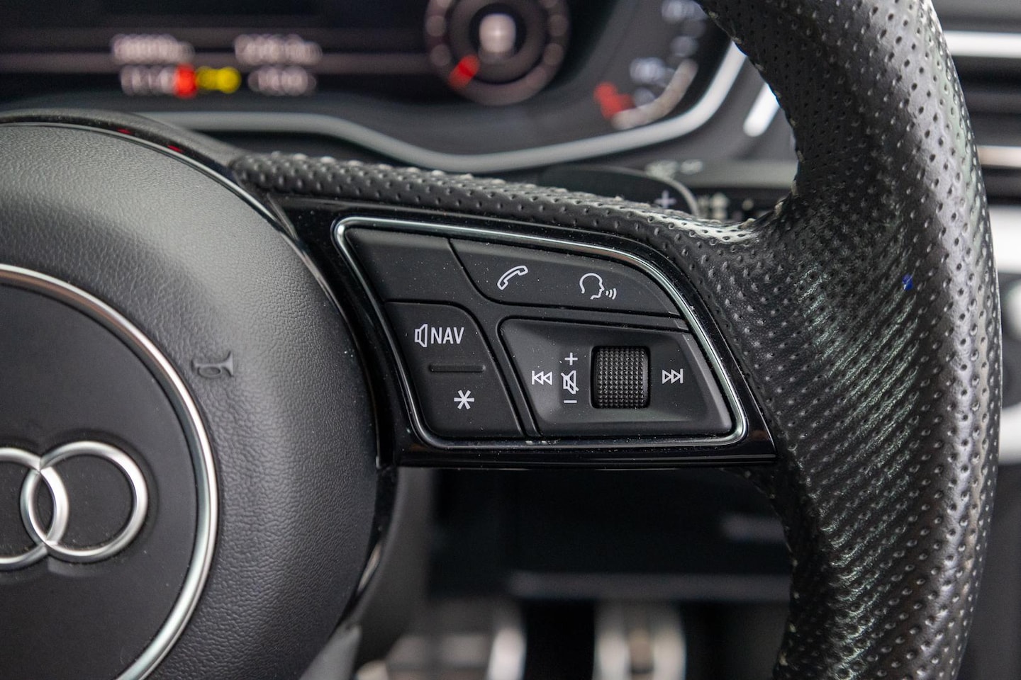 Image about Audi A4 Saloon 2.0 TDI