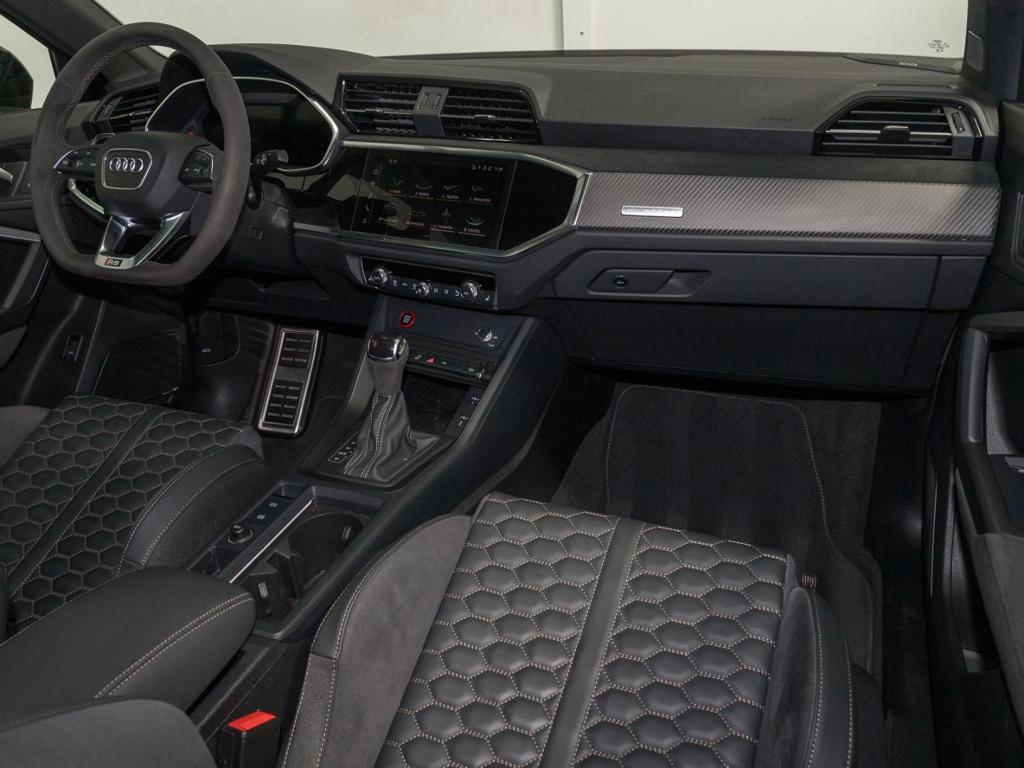 Image about Audi RS Q3 TFSI quattro S tronic