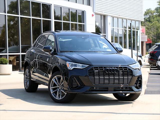 2025 AUDI Q3 - Image 2