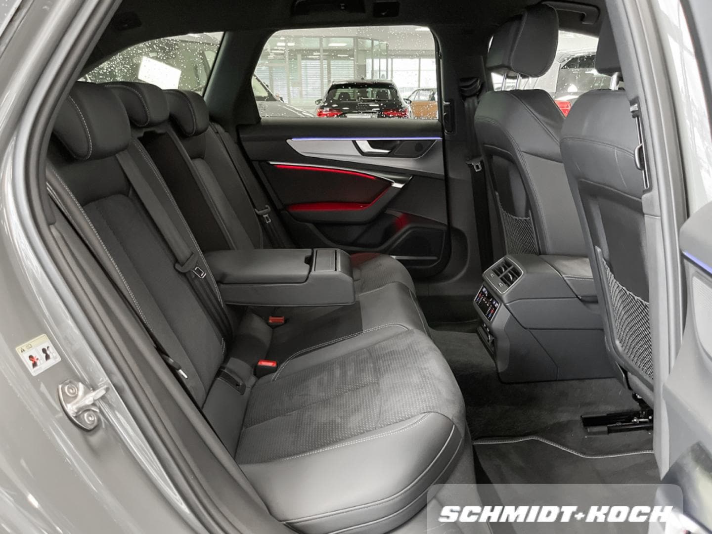 Bild über Audi A6 Avant TFSI e S line 55 TFSI e quattro S tronic - für weitere Informationen kontaktieren Sie den Audi Partner