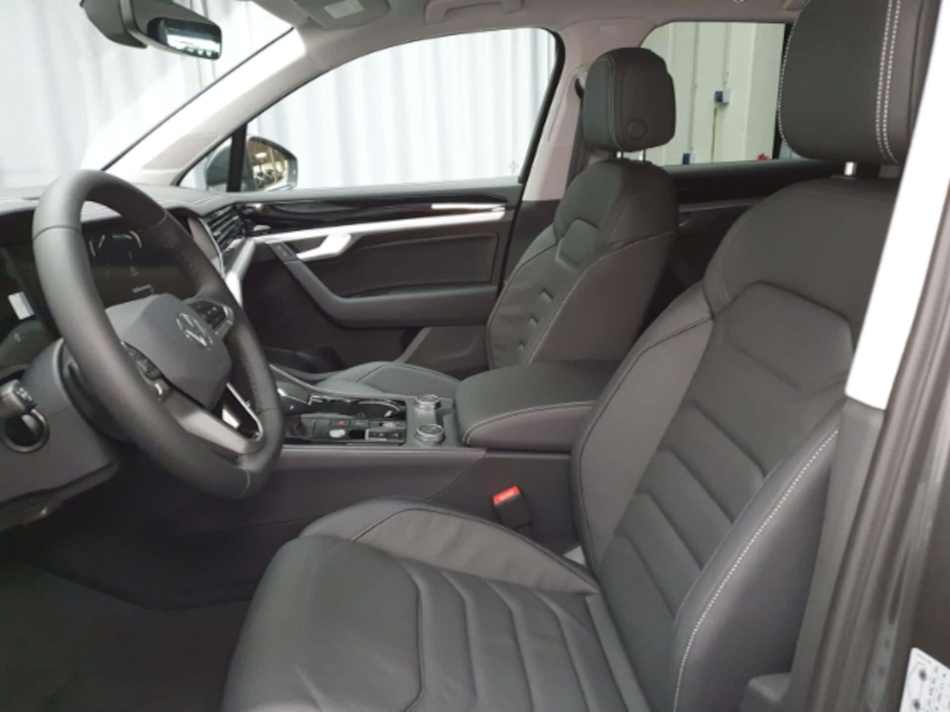 Volkswagen Touareg Basis-Modell