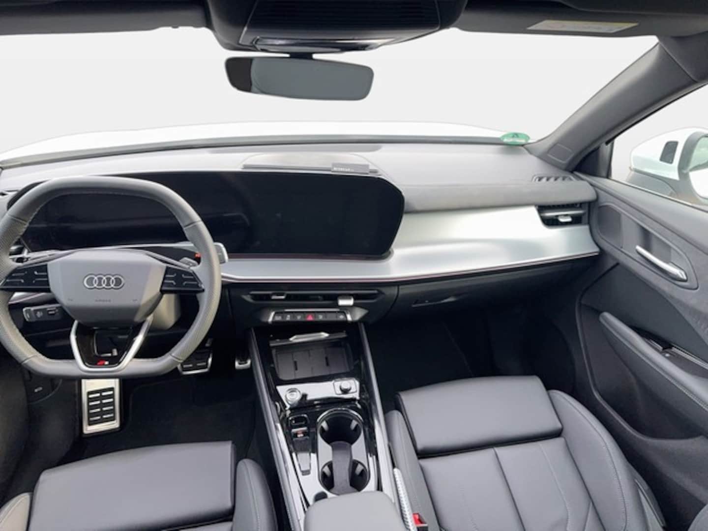 Bild über Audi Q3 SUV e-hybrid e-hybrid 200 kW S tronic - für weitere Informationen kontaktieren Sie den Audi Partner