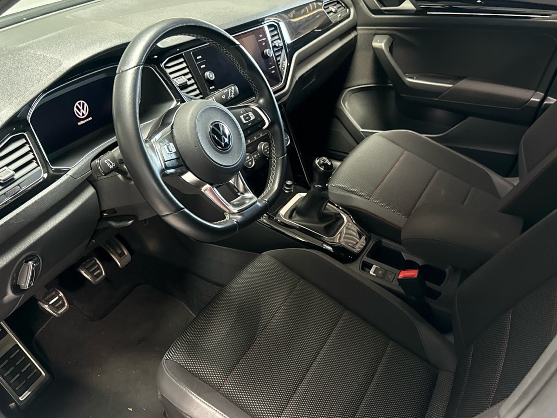 Volkswagen T-Roc Sport