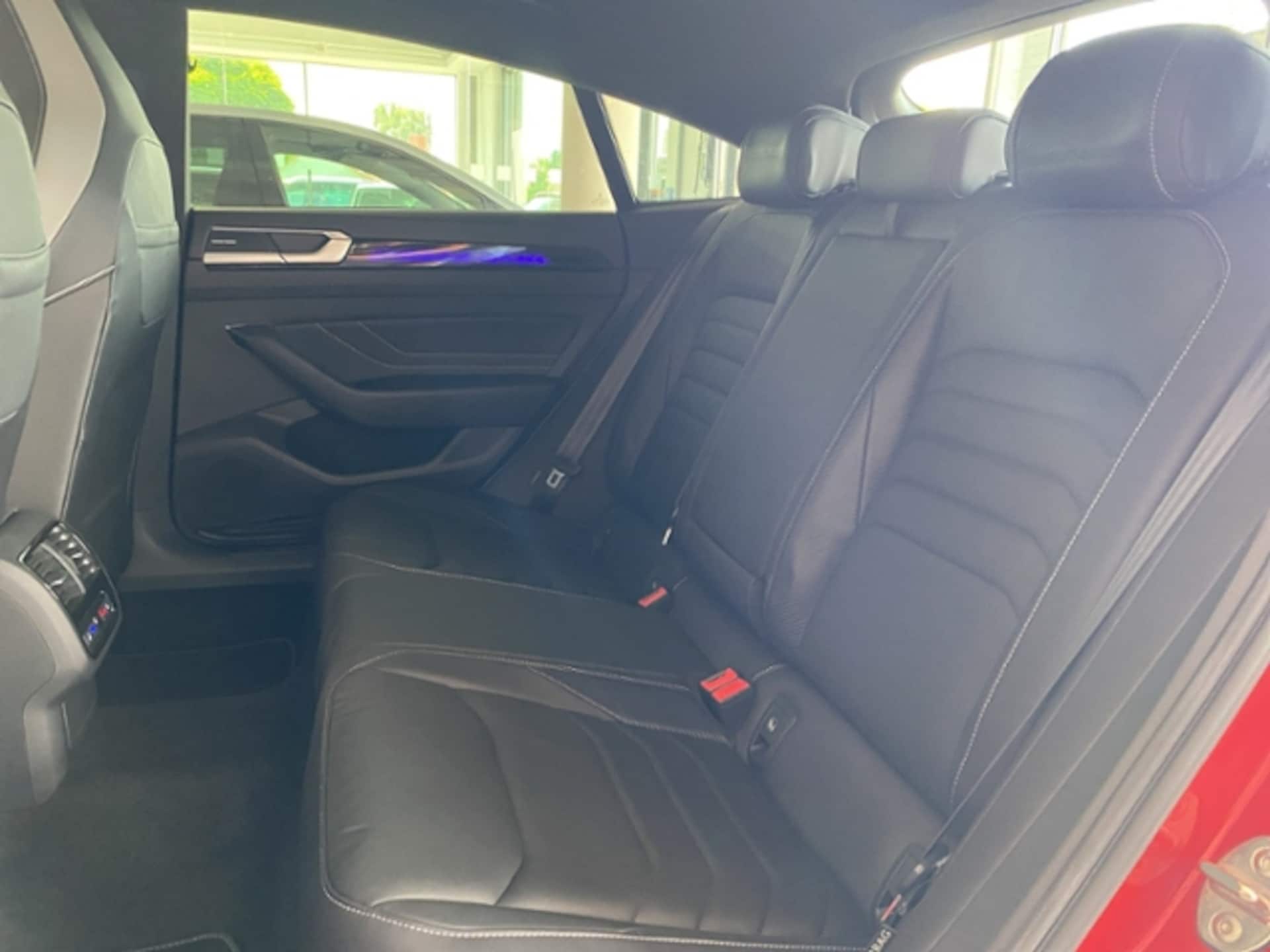 Volkswagen Arteon R-Line