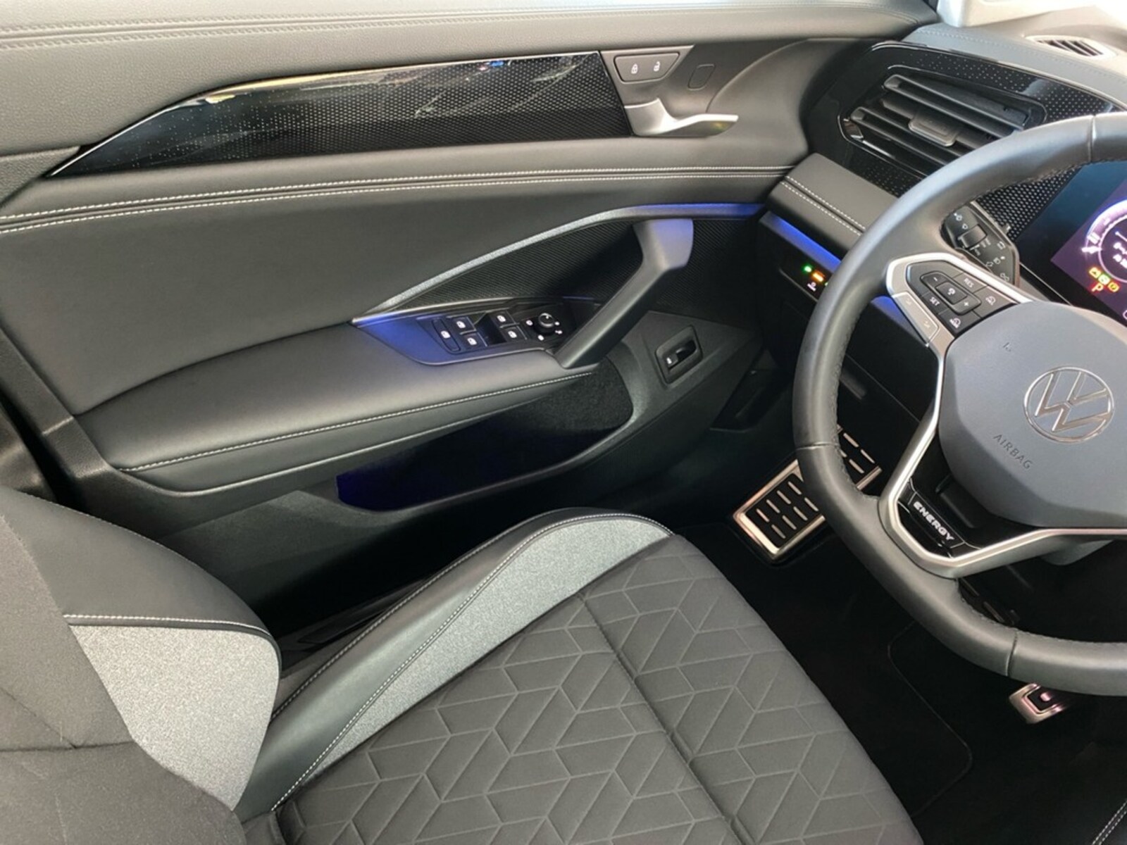Volkswagen Tiguan – Bild 14
