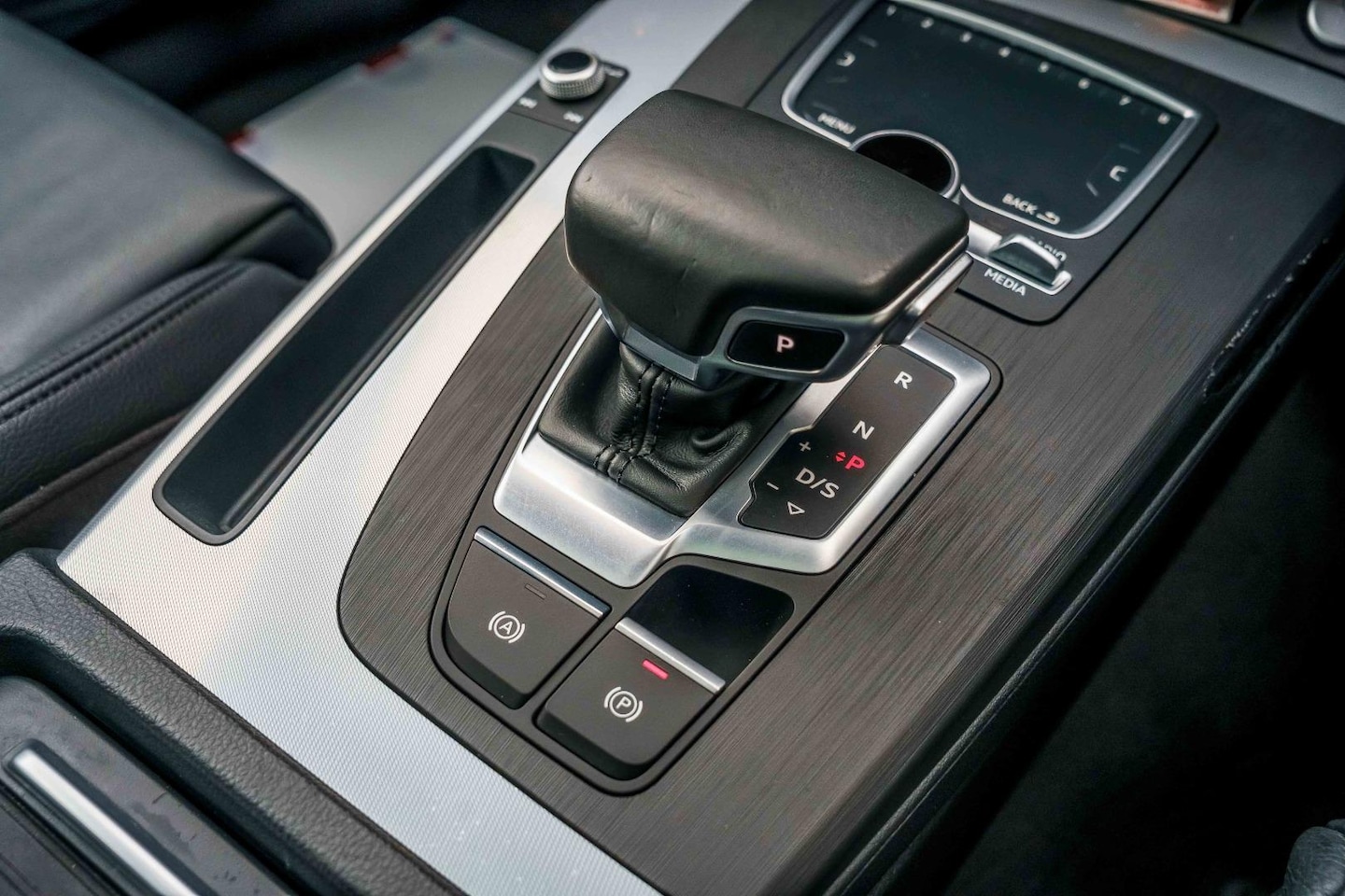 Image about Audi Q5 sport 40 TDI quattro S tronic