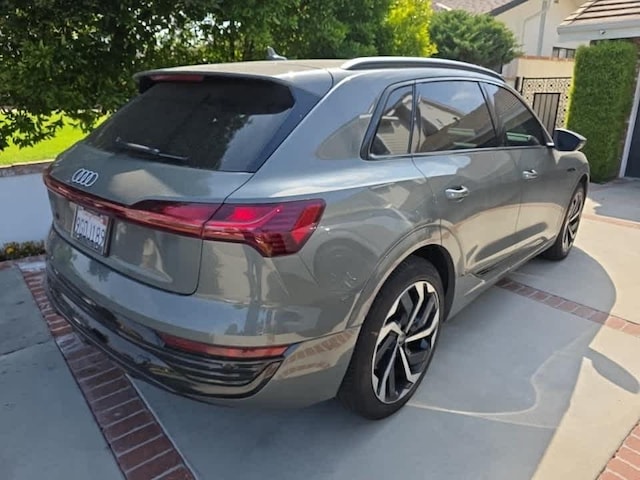 2024 Audi Q8 e-tron