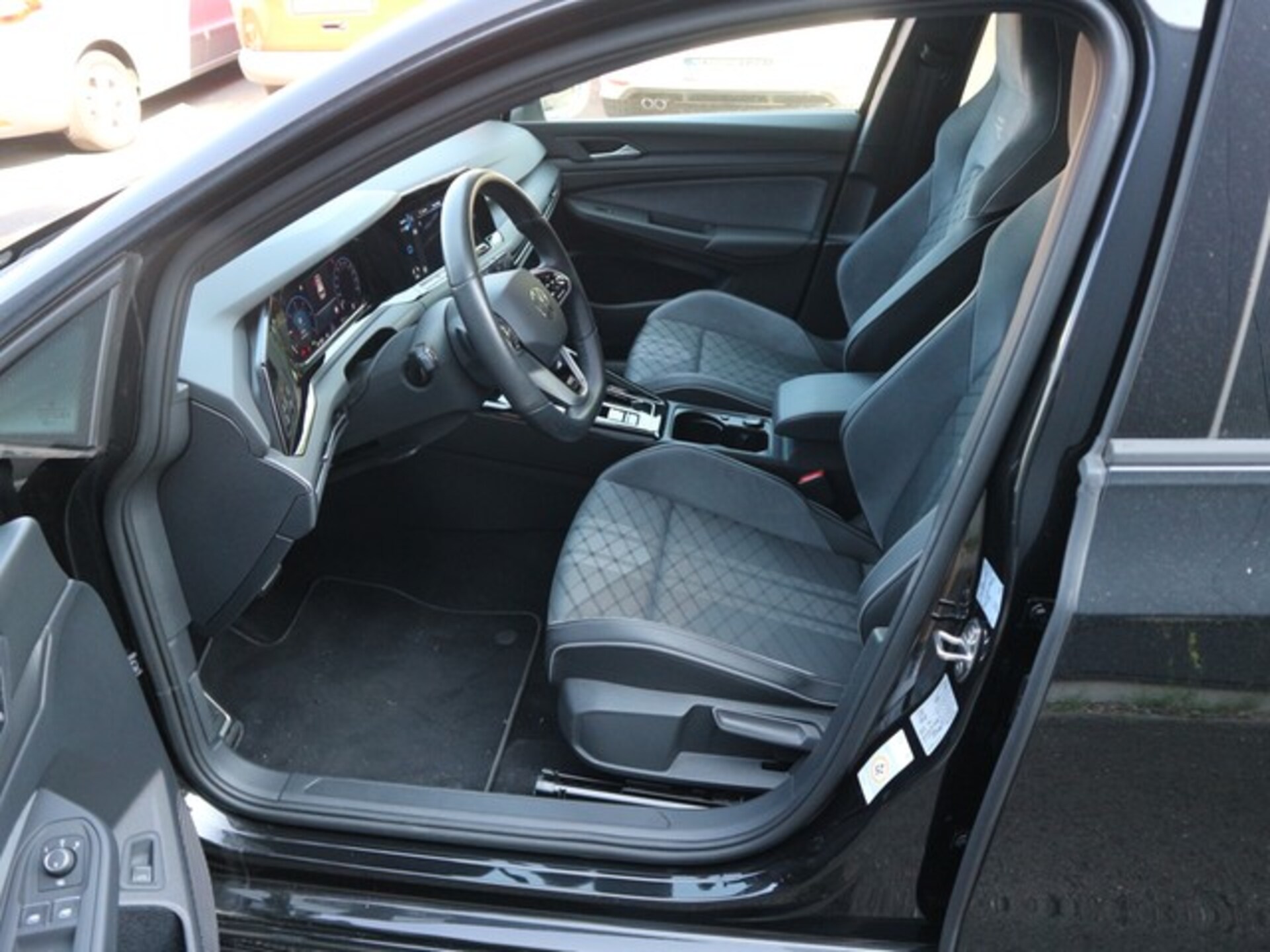 Volkswagen Golf Variant R-Line