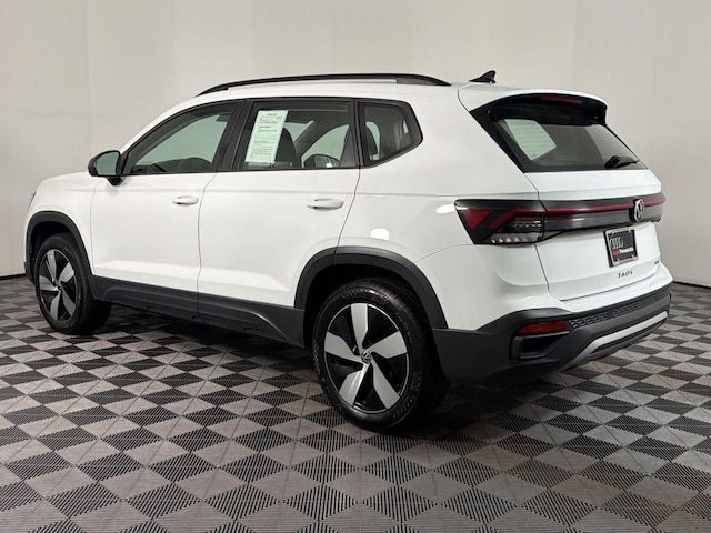 2025 Volkswagen Taos