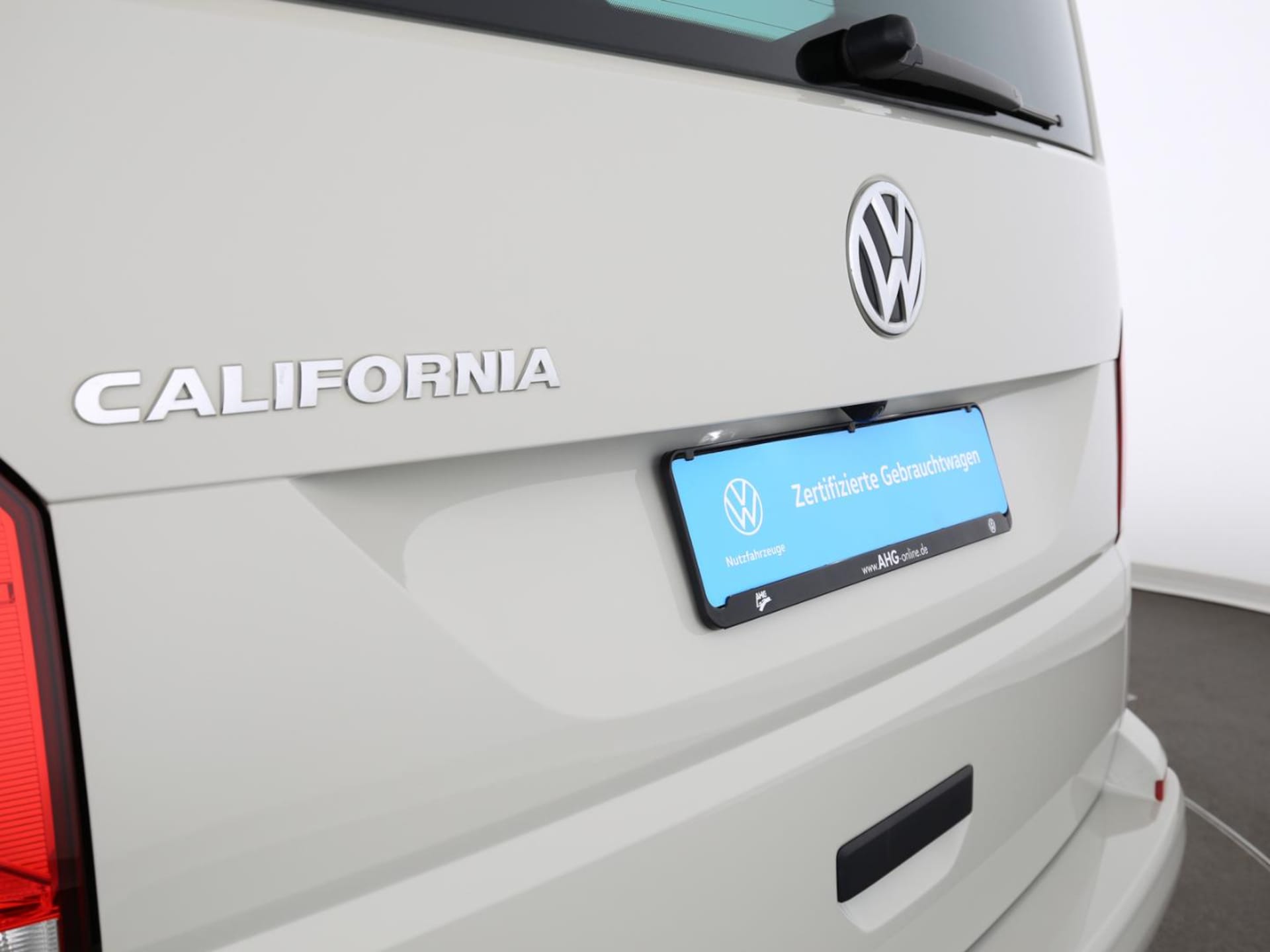 Volkswagen T6.1 California Beach