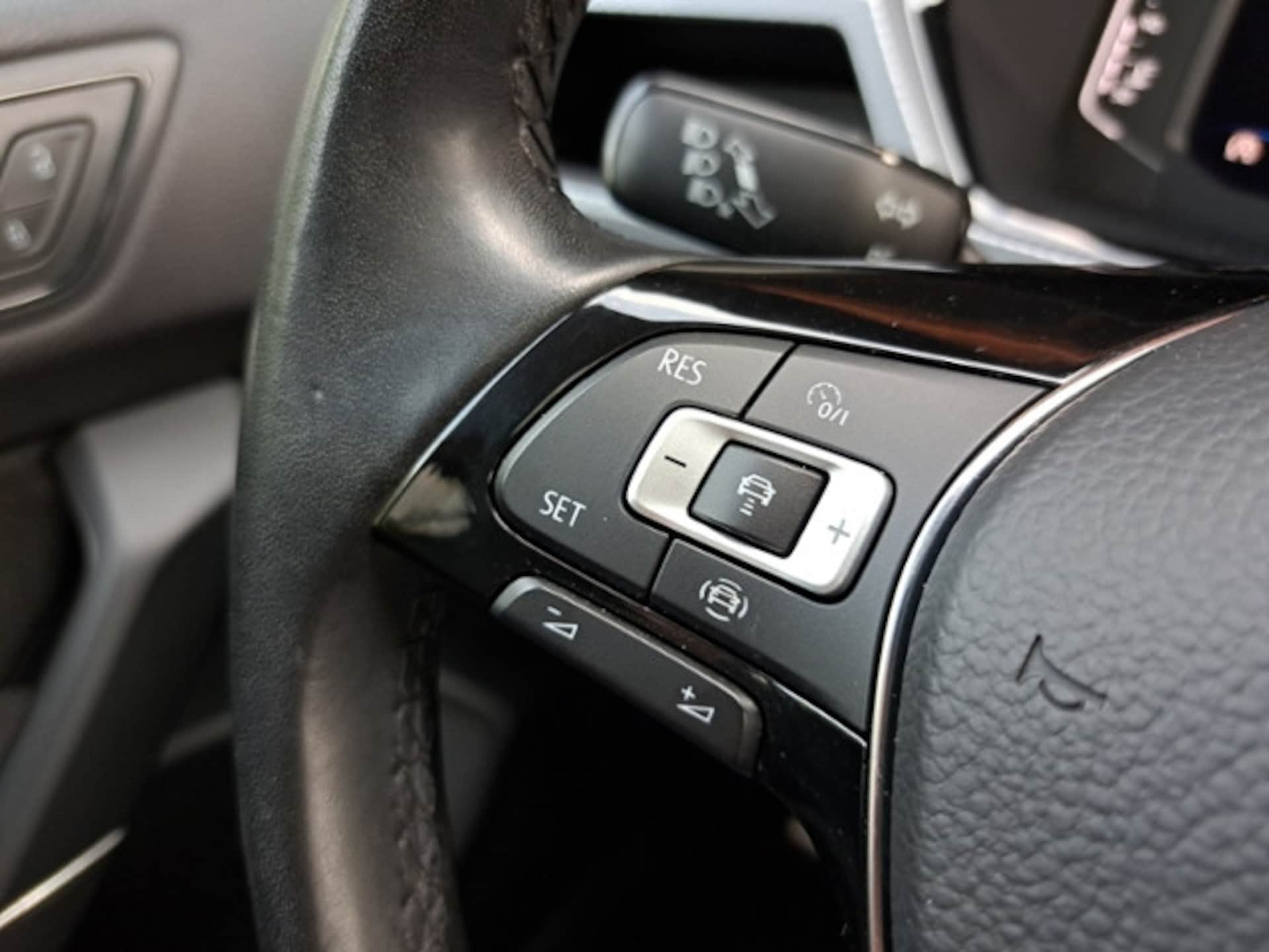 Volkswagen Touran Active
