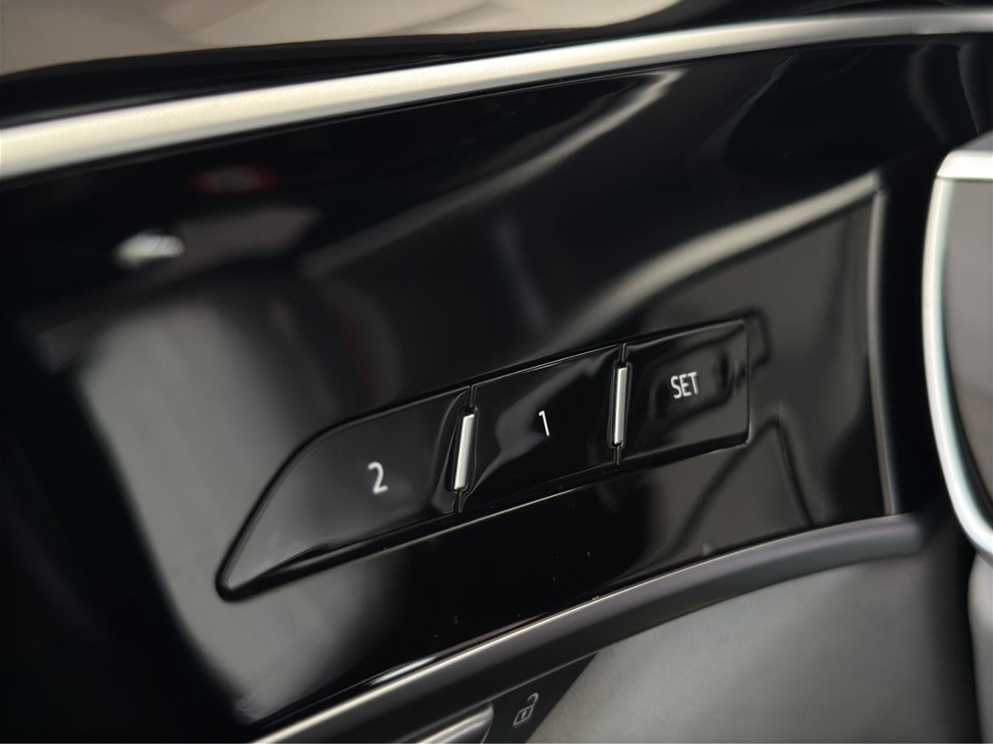 Bild über Audi A8 60 TFSI quattro tiptronic - für weitere Informationen kontaktieren Sie den Audi Partner