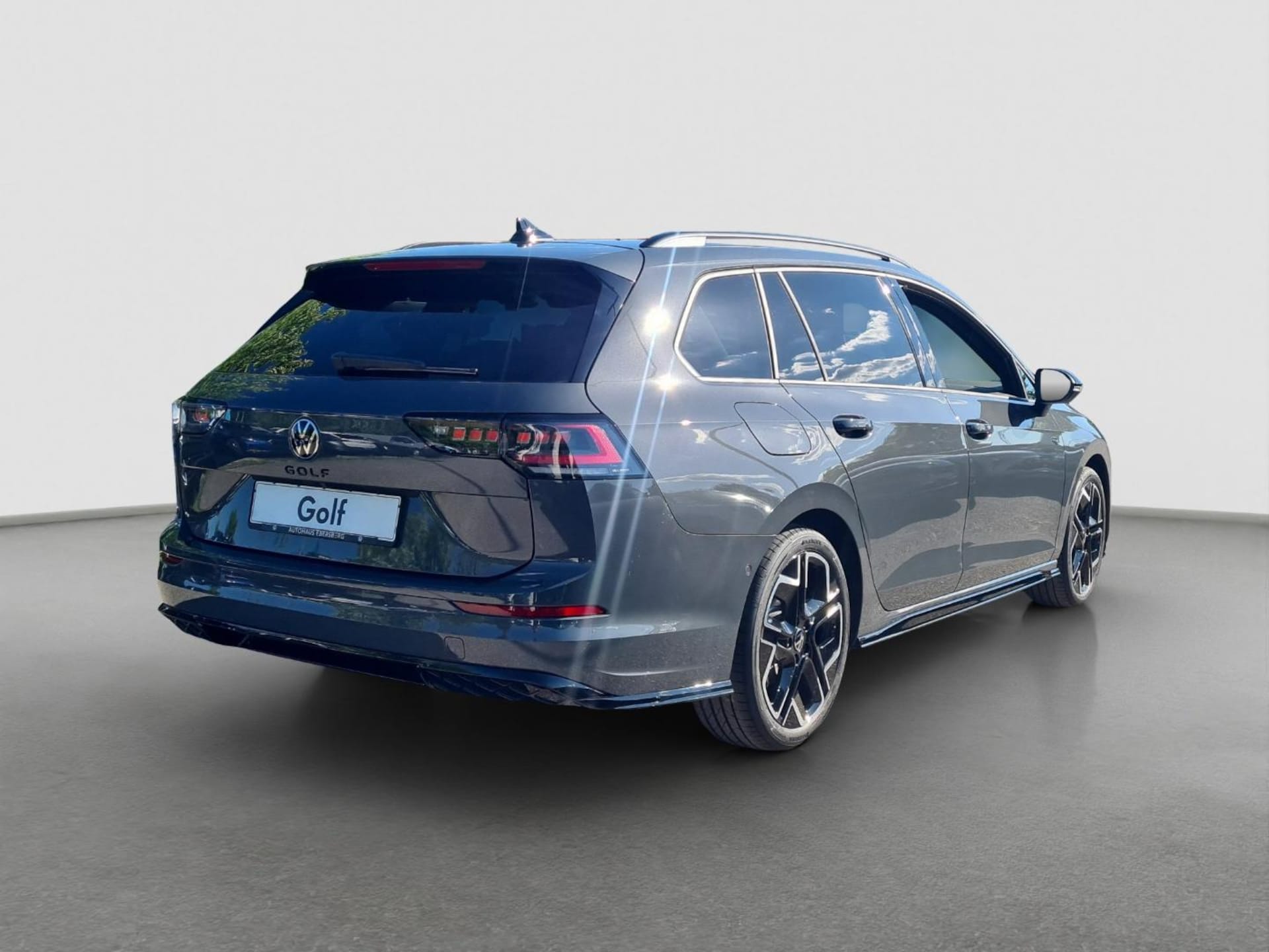 Volkswagen Golf Variant R-Line