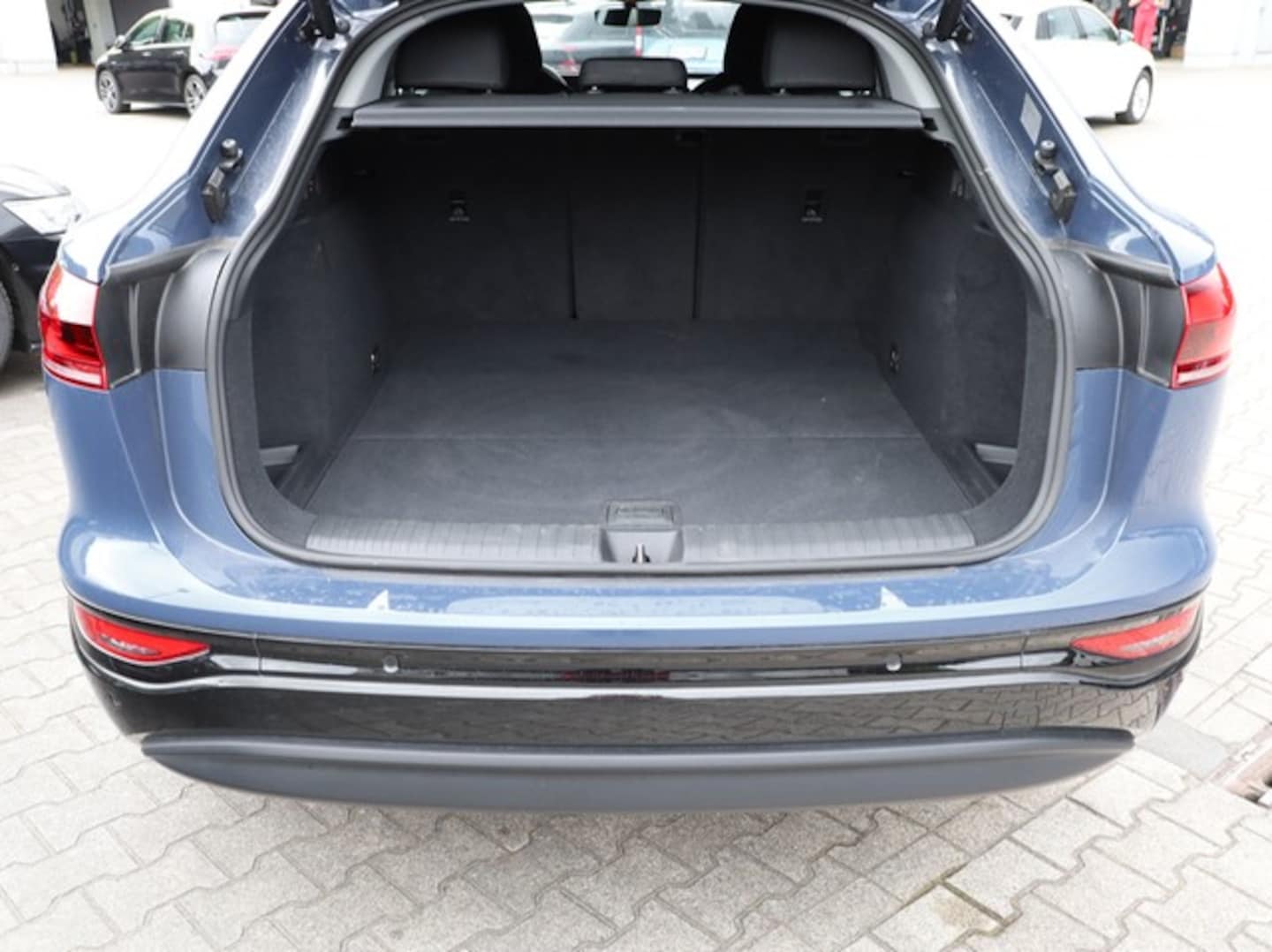 Bild über Audi Q6 Sportback e-tron e-tron - für weitere Informationen kontaktieren Sie den Audi Partner