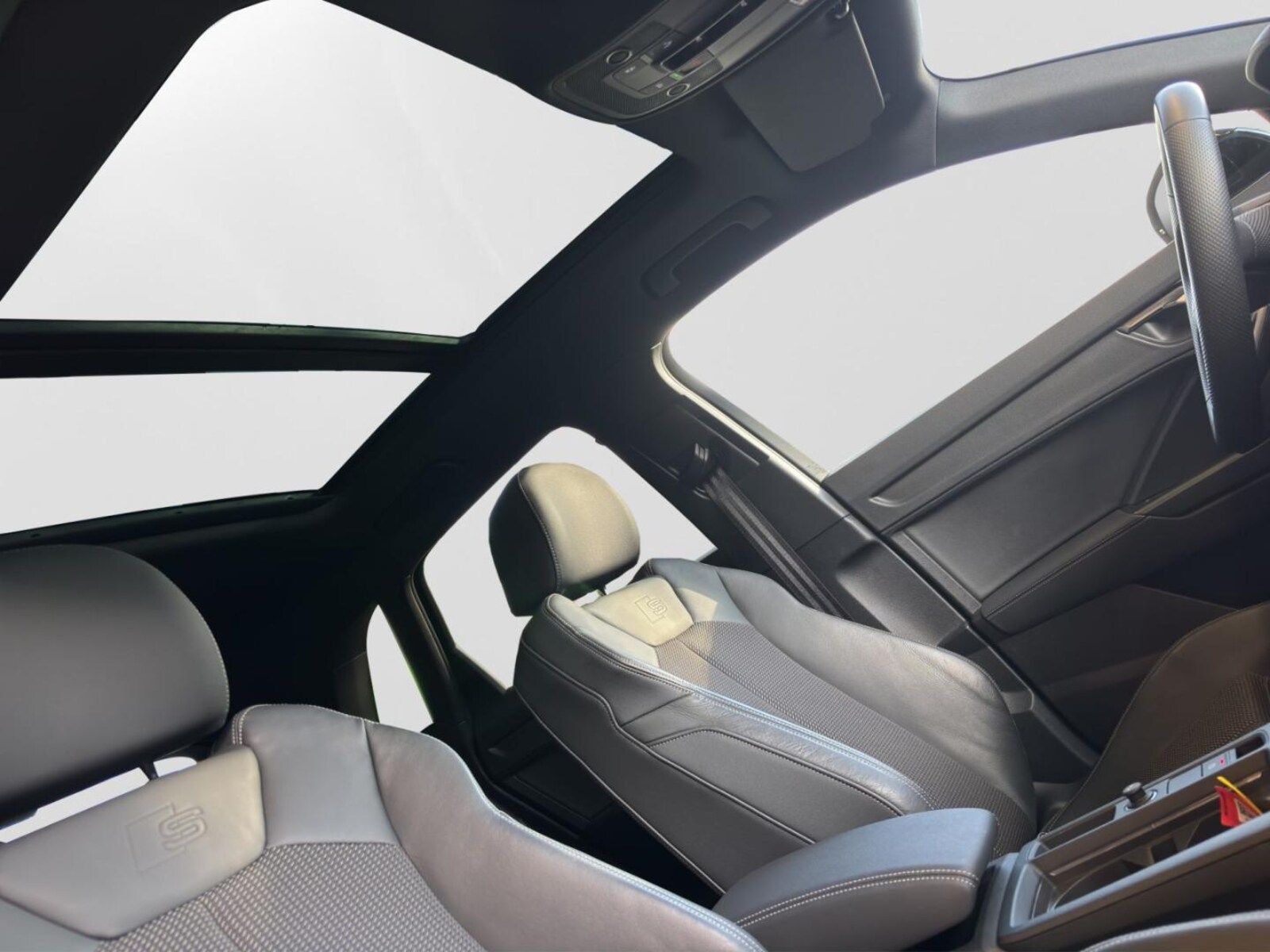 Audi Q3 – Bild 21