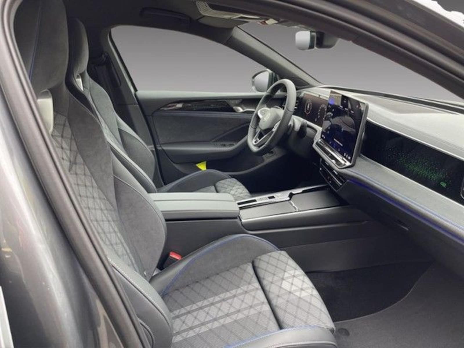 Volkswagen Passat – Bild 9