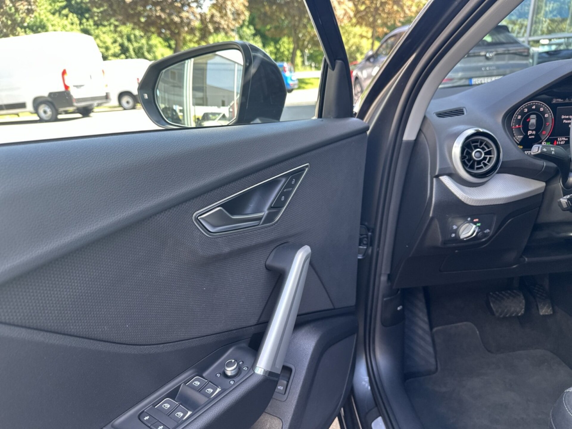 Audi Q2 S line