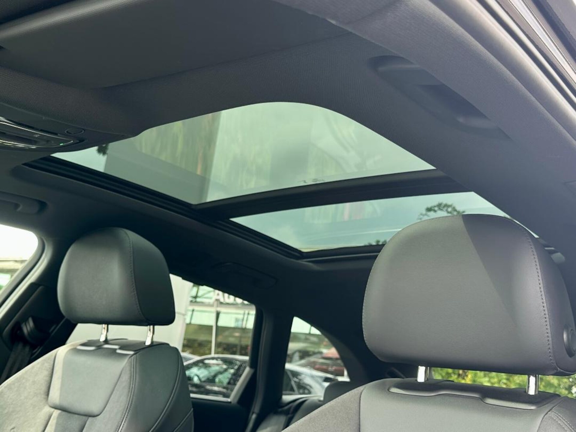 Audi A4 Avant S line