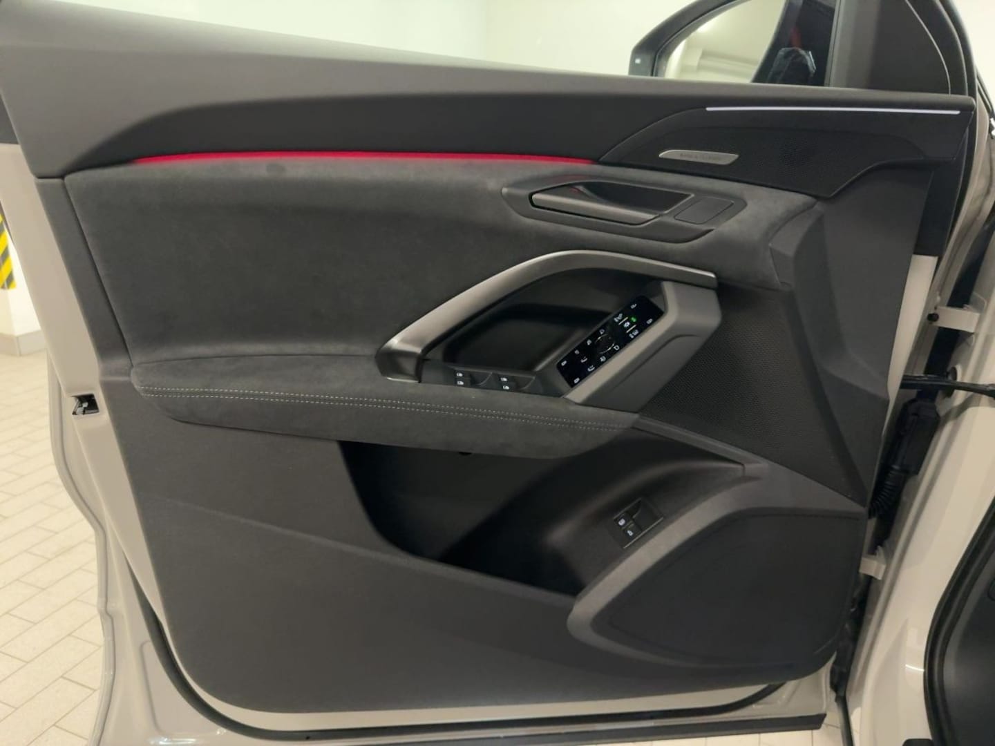 Bild über Audi Q5 Sportback e-hybrid e-hybrid quattro 270 kW S tronic - für weitere Informationen kontaktieren Sie den Audi Partner