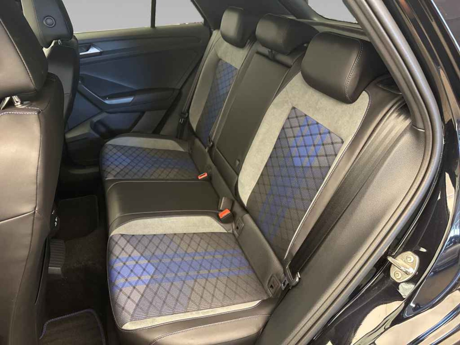 Volkswagen T-Roc – Bild 13