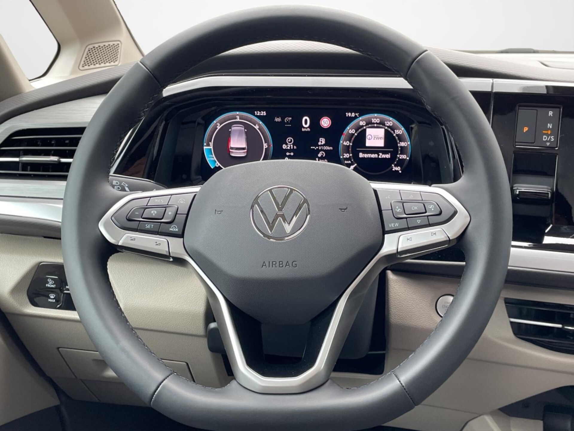Volkswagen Multivan Life