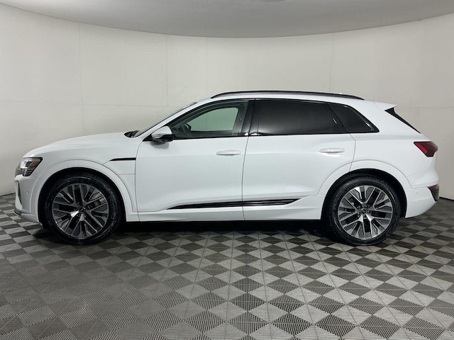 2024 Audi Q8 e-tron