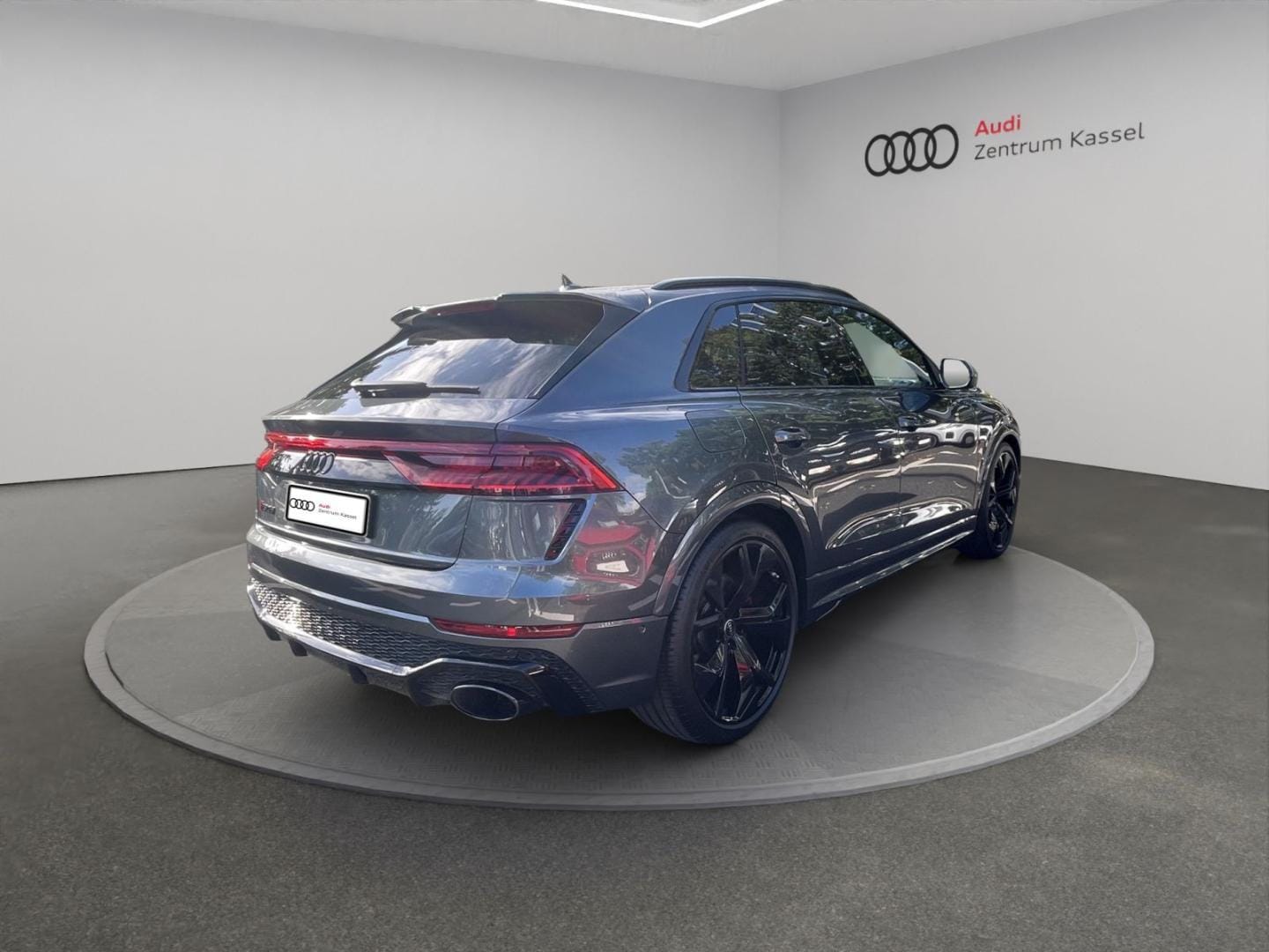 Bild über Audi RS Q8 TFSI quattro tiptronic - für weitere Informationen kontaktieren Sie den Audi Partner