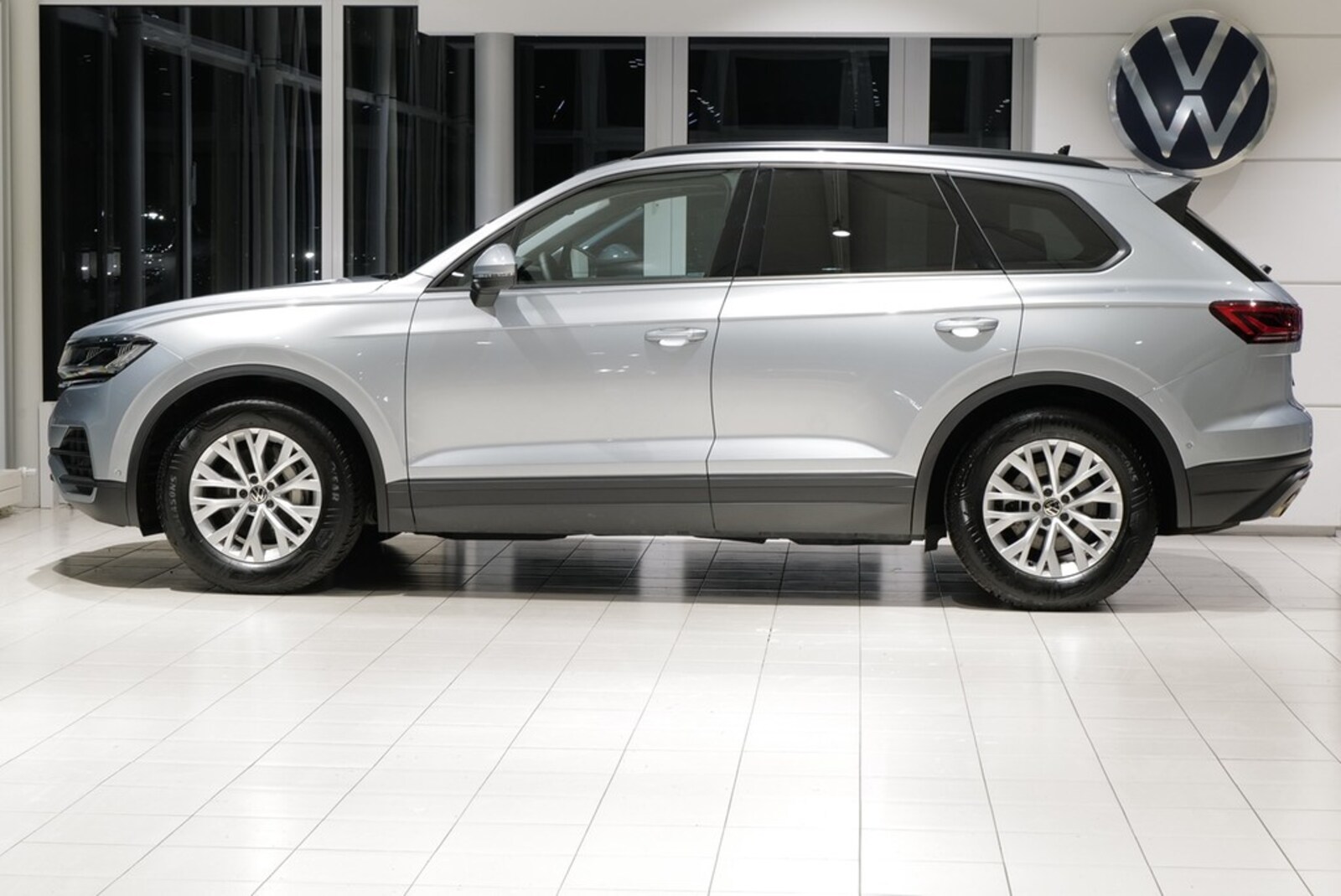 Volkswagen Touareg – Bild 8