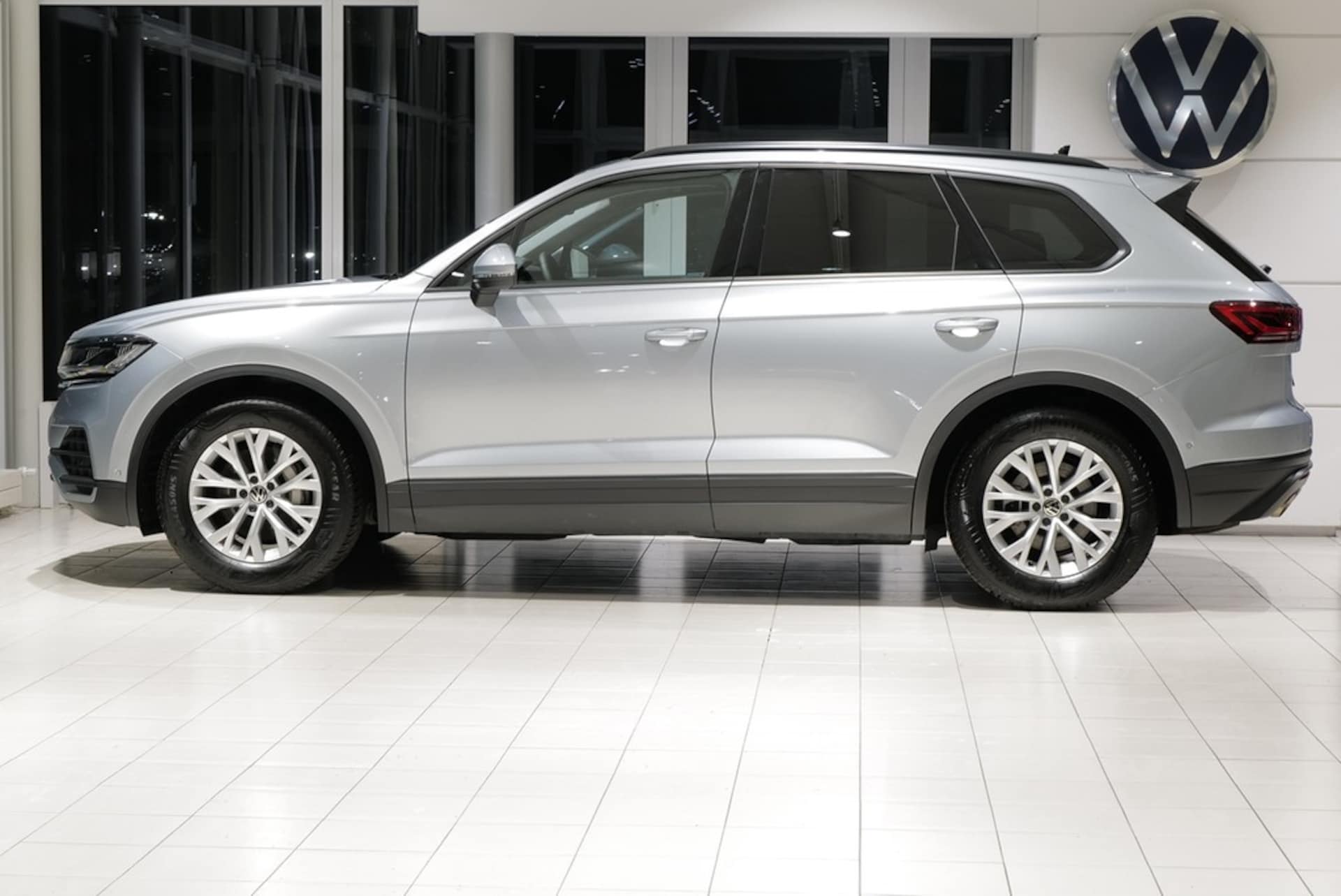 Volkswagen Touareg Basis-Modell