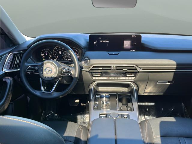 2025 Mazda CX-70 Premium Package - Photo 9