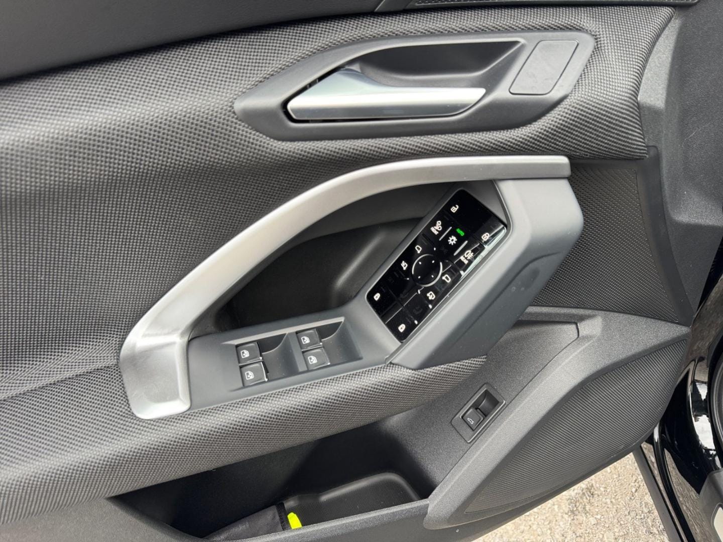 Bild über Audi Q5 SUV TDI quattro 150 kW S tronic - für weitere Informationen kontaktieren Sie den Audi Partner