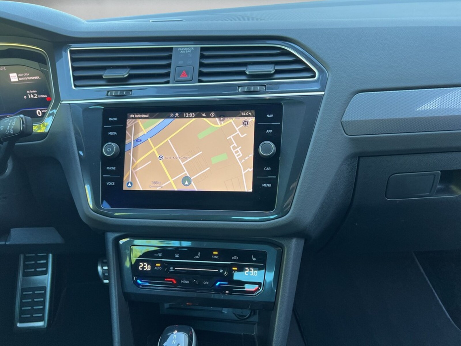 Volkswagen Tiguan – Bild 11