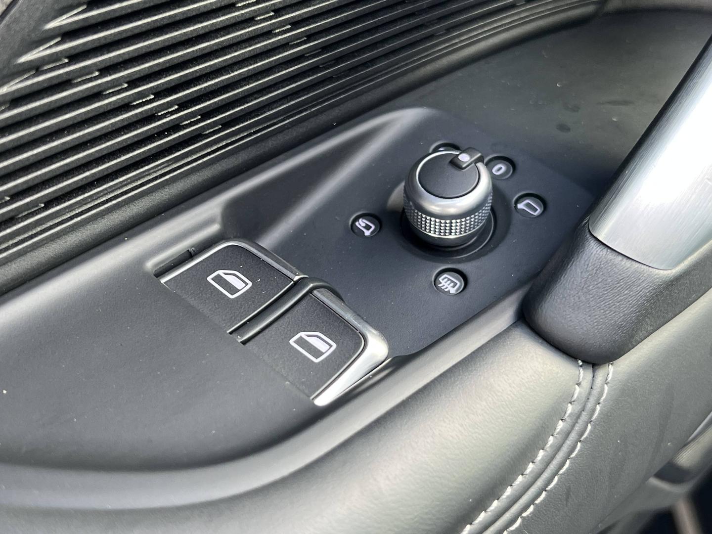 Image about Audi TT Coupé S line 40 TFSI 145 kW (197 ch) S tronic