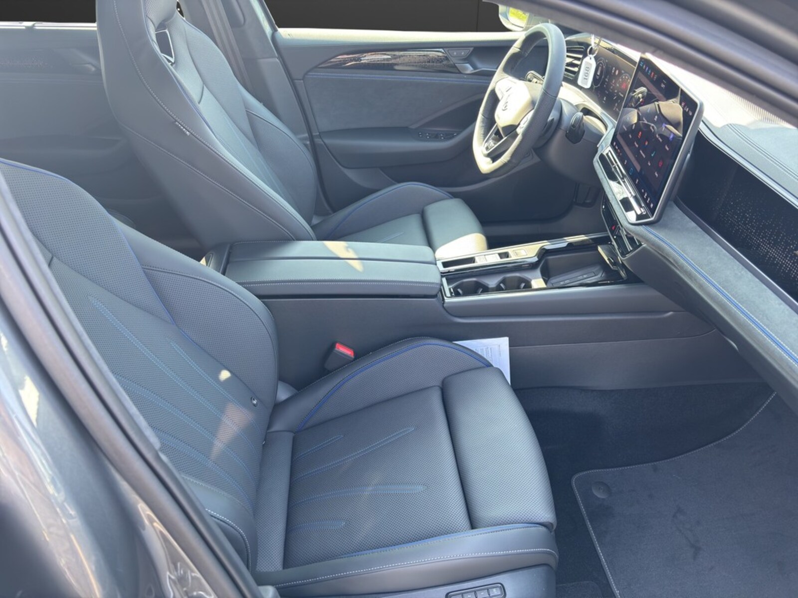 Volkswagen Passat – Bild 14