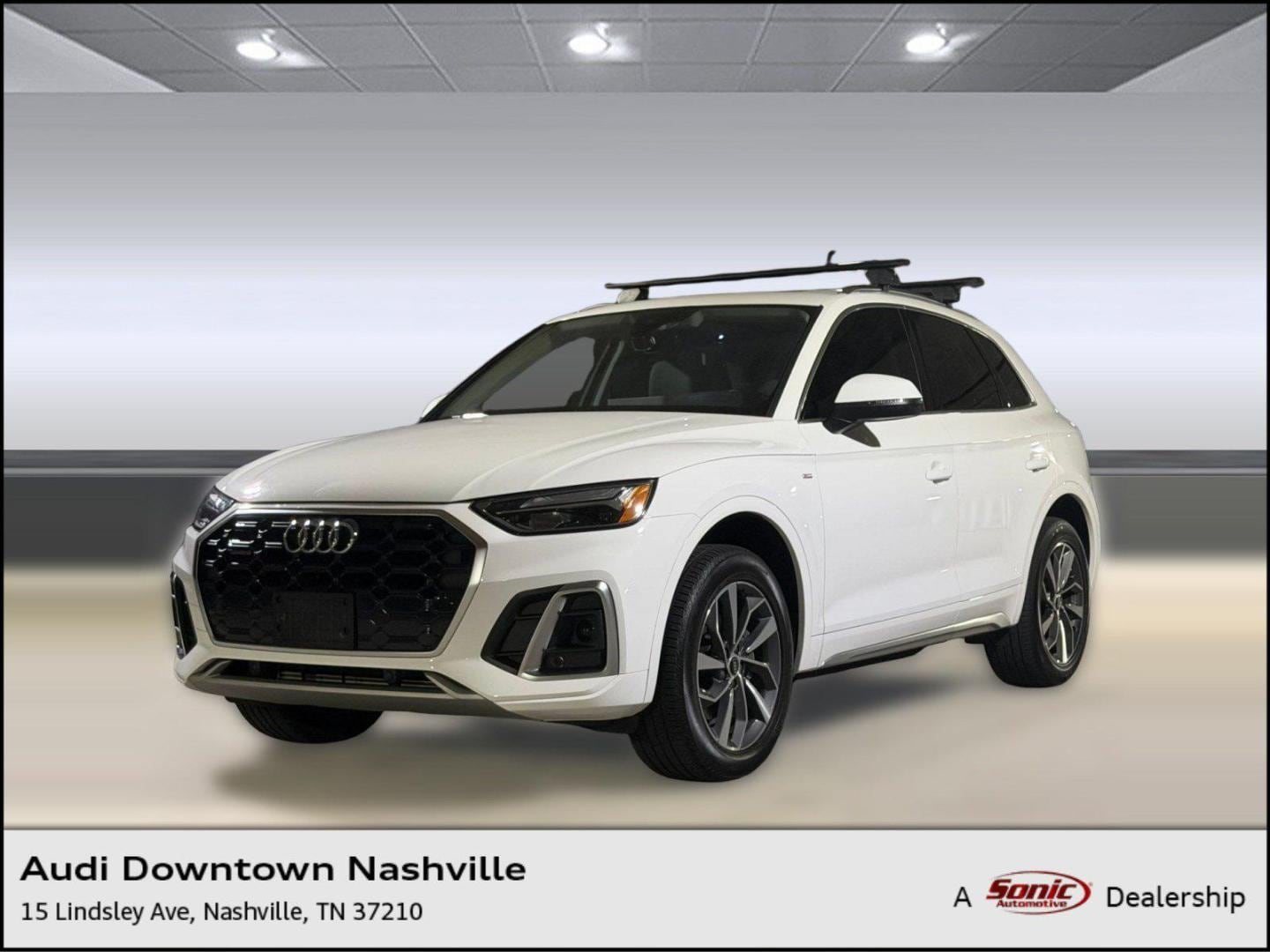 2022 Audi Q5 45 Premium's photo