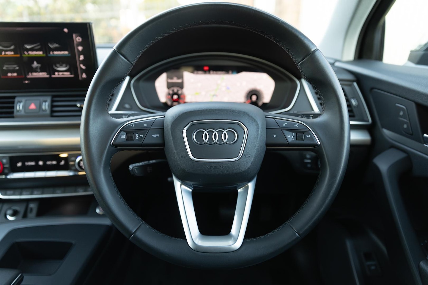 Image about Audi Q5 35 TDI S tronic