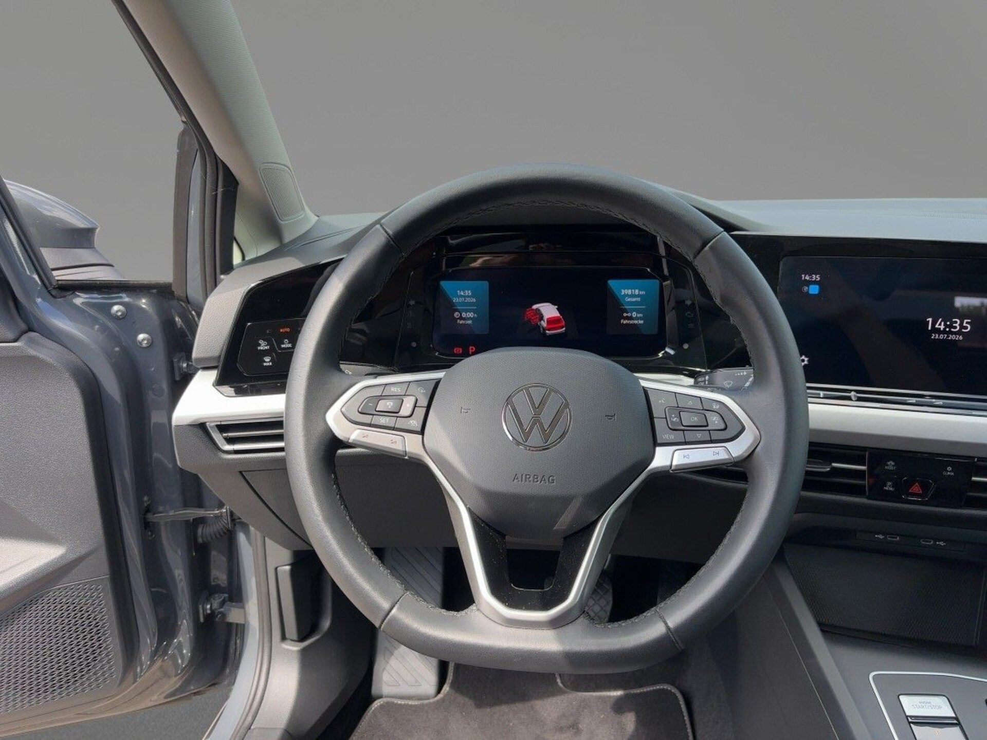 Volkswagen Golf Variant Life